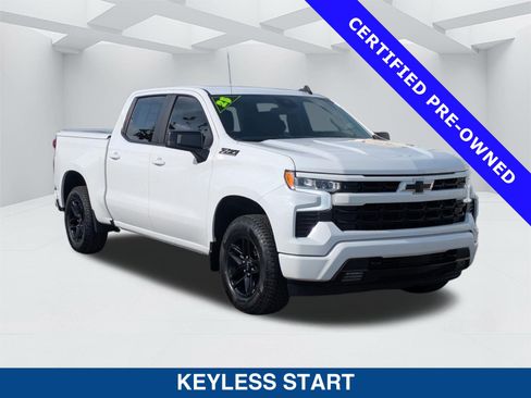 Used 2025 Chevrolet Silverado 1500 RST AWD/4WD image 3