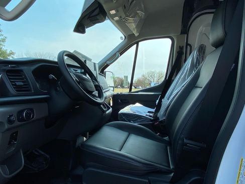 New 2026 Ford Transit 250 Base image 10