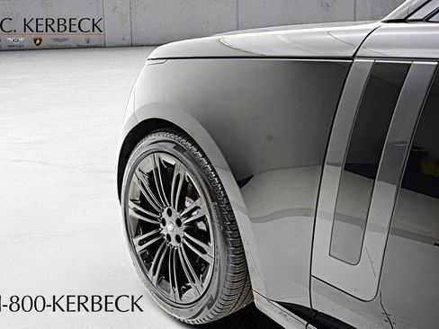 Used 2023 Land Rover Range Rover SE image 9