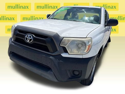 Used 2015 Toyota Tacoma 2WD Access Cab image 6