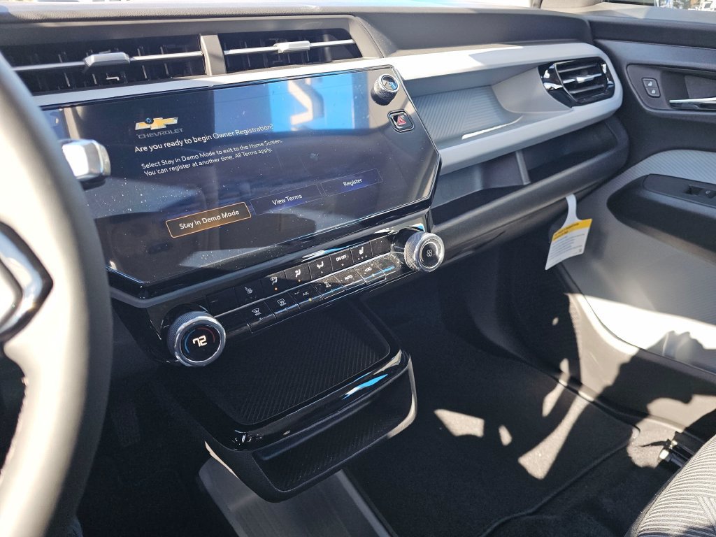 New 2027 Chevrolet Bolt LT w/ Comfort Package FWD image 30