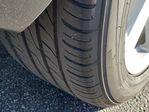 Used 2019 Chevrolet Camaro LT image 23