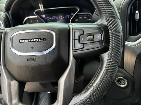 Used 2021 GMC Sierra 3500 Denali w/ Denali Ultimate Package AWD/4WD image 26