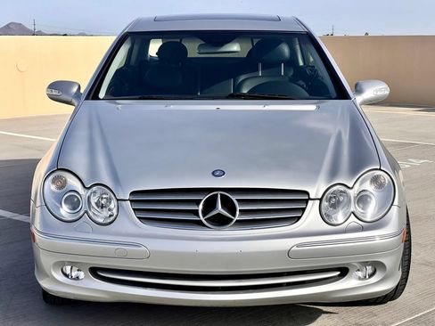 Used 2005 Mercedes-Benz CLK 320 Coupe image 6