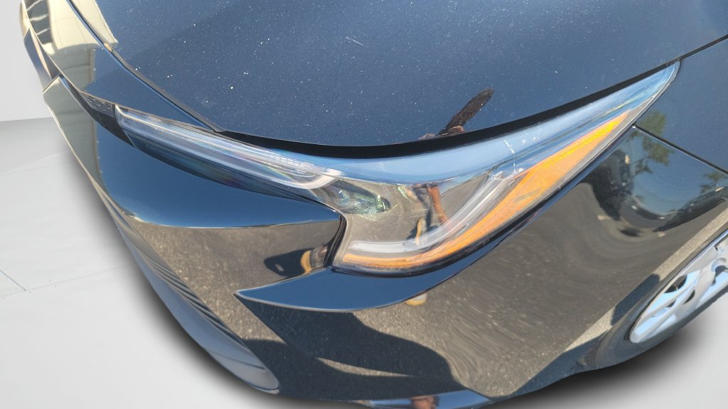 Used 2025 Toyota Corolla LE FWD image 24