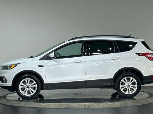 Used 2018 Ford Escape SE AWD/4WD image 6