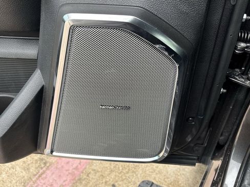 New 2026 RAM 2500 Laramie AWD/4WD image 21