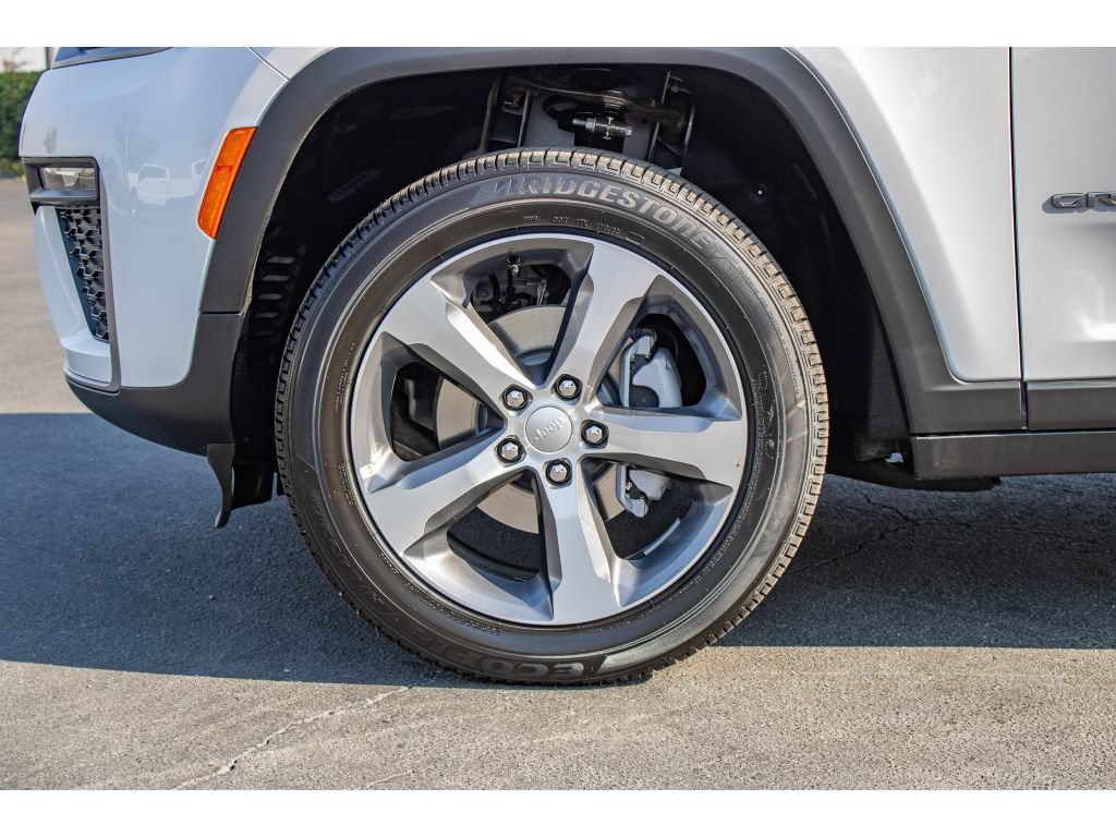New 2026 Jeep Grand Cherokee Limited AWD/4WD image 5