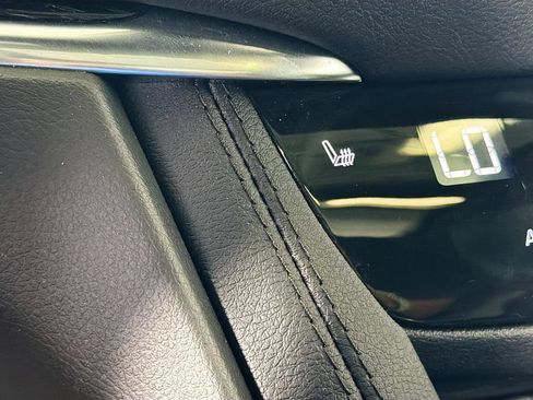 Certified 2023 Cadillac XT5 Premium Luxury AWD/4WD image 22