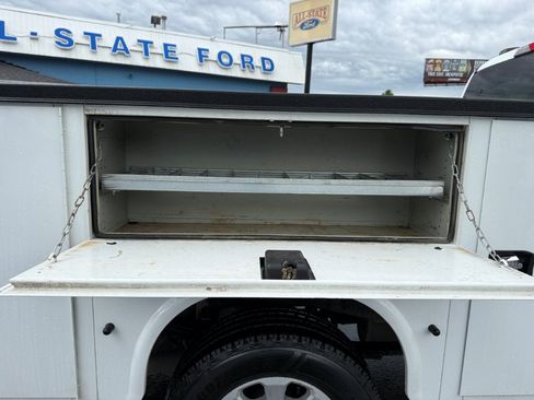 Used 2024 Ford F250 XLT AWD/4WD image 11
