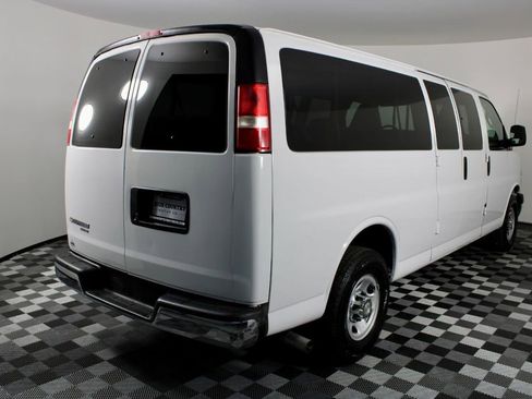 Used 2016 Chevrolet Express 3500 LT w/ LT Preferred Equipment Group image 8