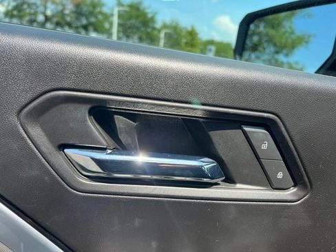 Used 2023 Chevrolet Colorado Z71 w/ Z71 Convenience Package 2 AWD/4WD image 28