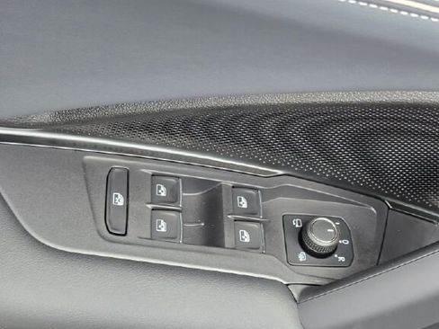 New 2026 Volkswagen Tiguan SEL R-Line image 23