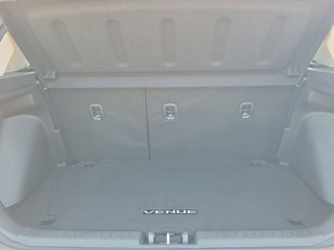 New 2026 Hyundai Venue SE image 27
