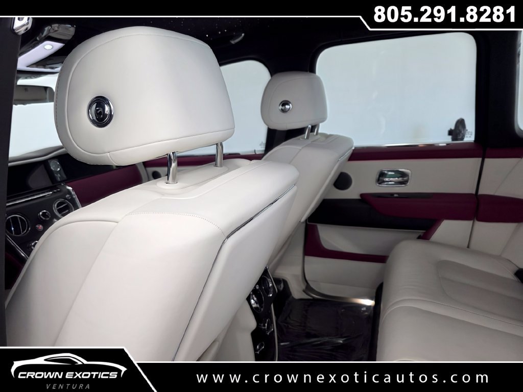 Used 2026 Rolls-Royce Cullinan AWD/4WD image 27