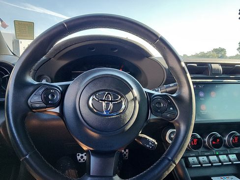 Used 2024 Toyota GR86 Premium w/ Performance Package RWD image 12