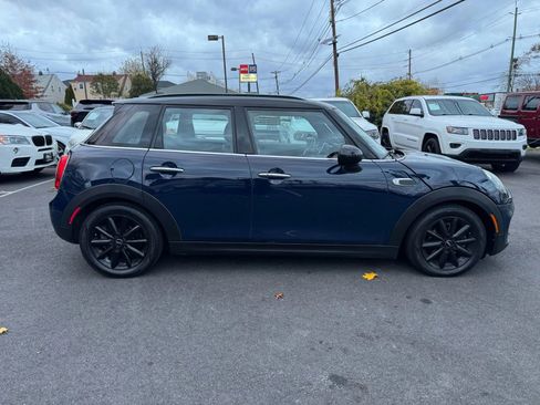 Used 2015 MINI Cooper 4-Door Hardtop image 11