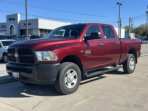 Used 2018 RAM 3500 Tradesman w/ Popular Equipment Group image 2