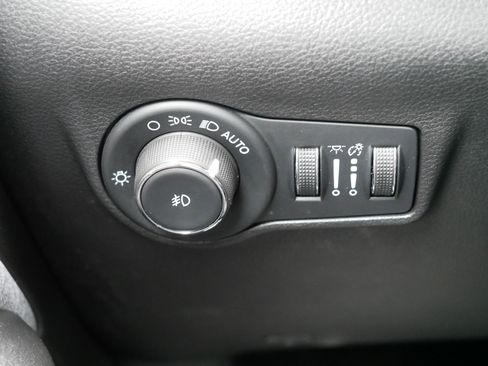 Used 2022 Jeep Compass Latitude w/ Convenience Group image 26