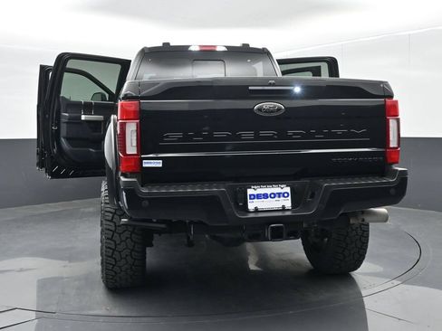 Used 2022 Ford F250 Lariat w/ Black Appearance Package AWD/4WD image 15
