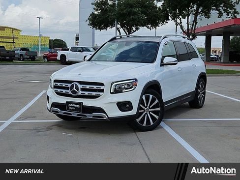 Used 2021 Mercedes-Benz GLB 250 4MATIC image 1