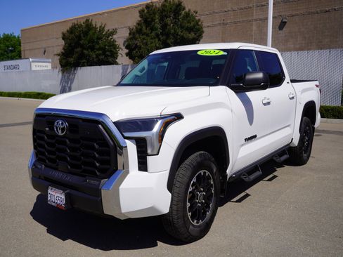Used 2024 Toyota Tundra SR5 w/ TRD Off-Road Package AWD/4WD image 6