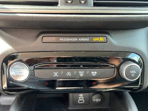 Used 2024 Ford Escape Active w/ Tech Pack #1 AWD/4WD image 27