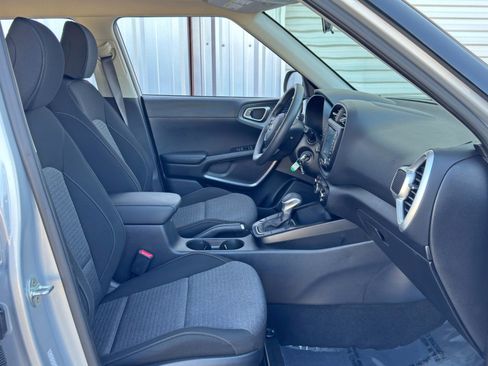 Used 2021 Kia Soul S image 14