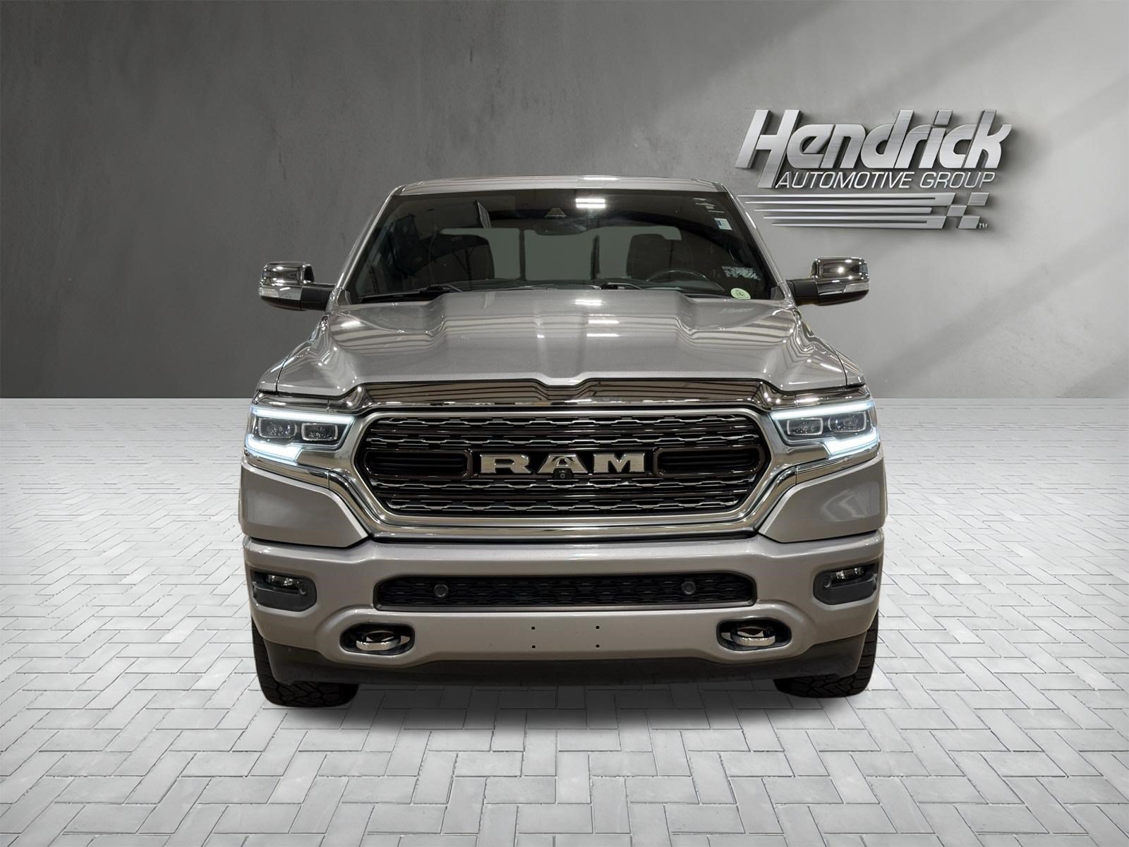 Used 2019 RAM 1500 Limited AWD/4WD image 3