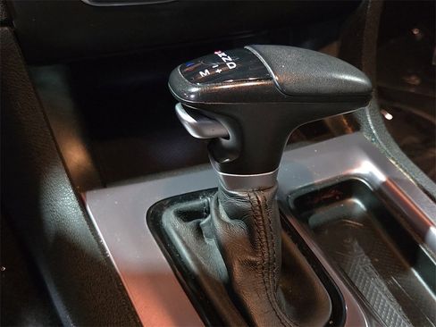 Used 2019 Dodge Charger SXT image 26