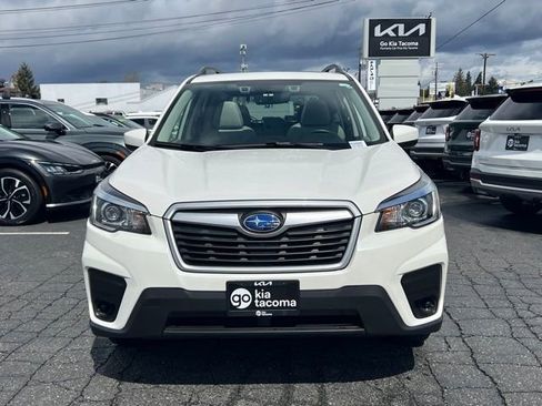 Used 2020 Subaru Forester Premium AWD/4WD image 4