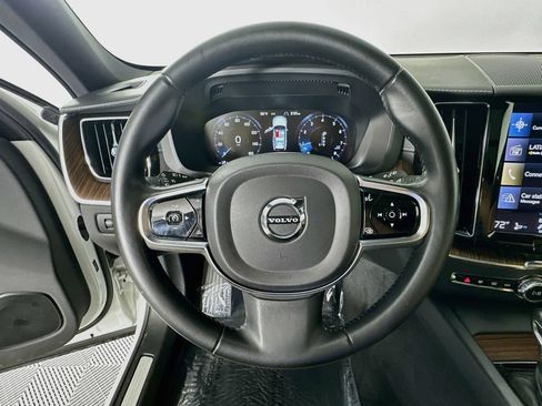 Used 2021 Volvo XC60 T6 Inscription AWD/4WD image 11