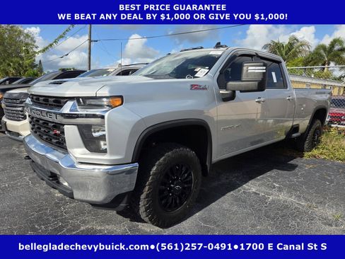 Used 2022 Chevrolet Silverado 2500 LT w/ Convenience Package AWD/4WD image 1