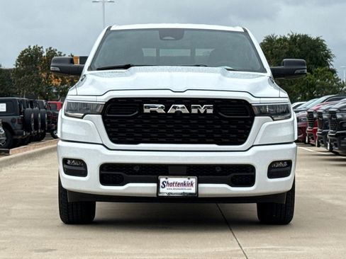 New 2026 RAM 1500 4x4 Crew Cab image 2