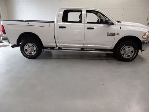 Used 2016 RAM 2500 Tradesman w/ Chrome Appearance Group AWD/4WD image 2