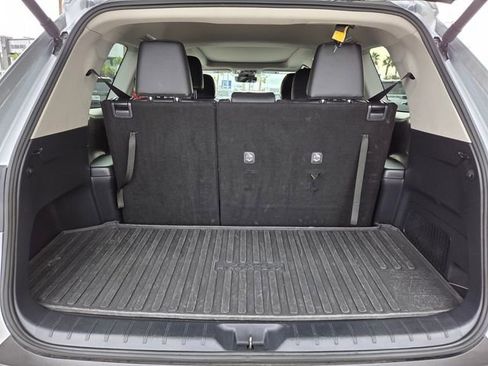 Used 2025 Toyota Grand Highlander XLE image 14