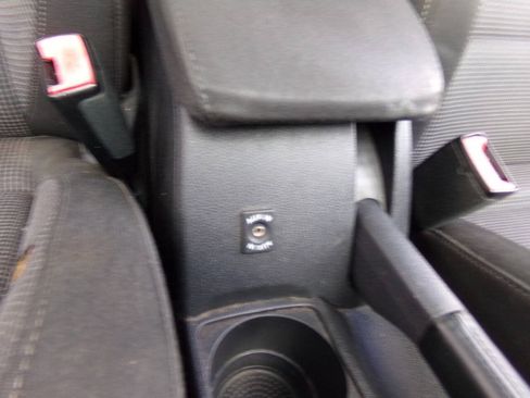 Used 2013 Volkswagen Golf TDI FWD image 26