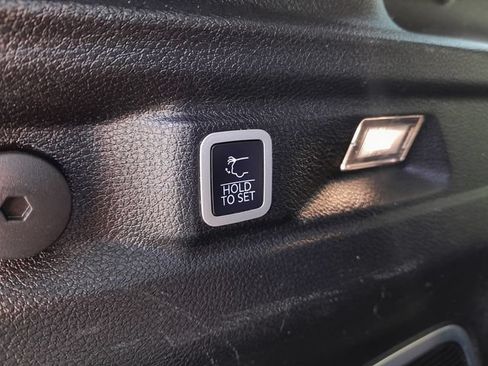 Used 2021 Jeep Grand Cherokee L Limited AWD/4WD image 69