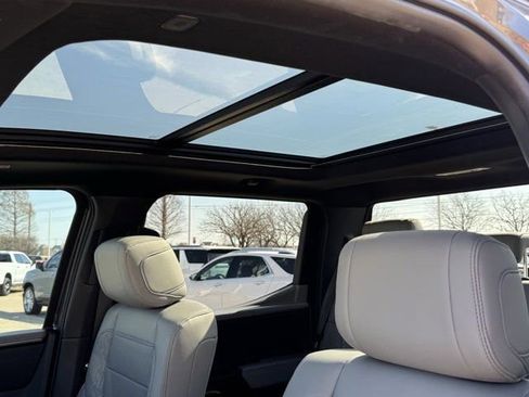 Used 2025 Toyota Tundra Limited w/ Power Package image 36