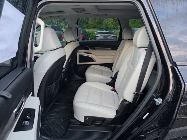 Certified 2022 Kia Telluride SX w/ SX Prestige Package AWD/4WD image 18