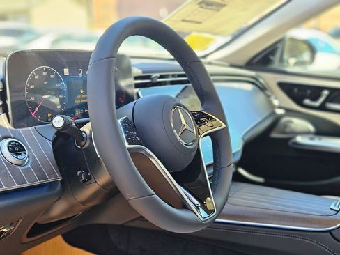 New 2026 Mercedes-Benz E 450 4MATIC Sedan image 16
