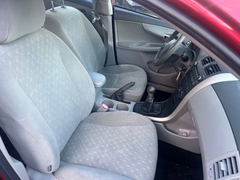 Used 2010 Toyota Corolla FWD image 9