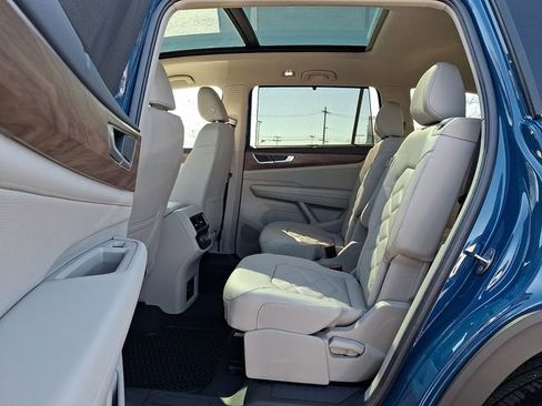 New 2026 Volkswagen Atlas SE image 5