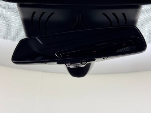 Used 2023 BMW i4 eDrive40 w/ M Sport Package image 36