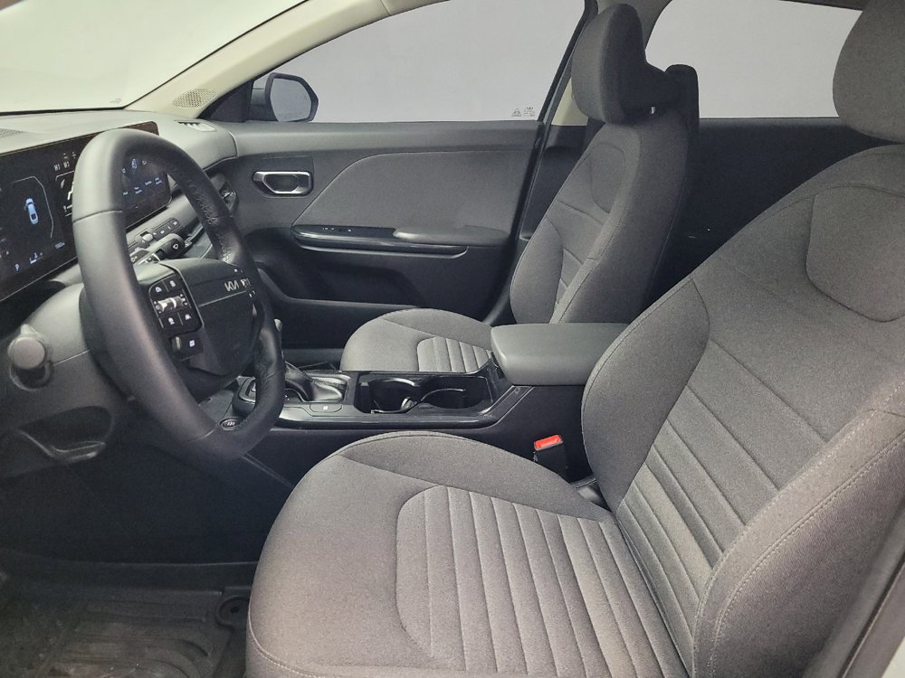 Used 2025 Kia K4 EX FWD image 17