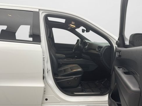 Used 2022 Dodge Durango R/T w/ Blacktop Package AWD/4WD image 18