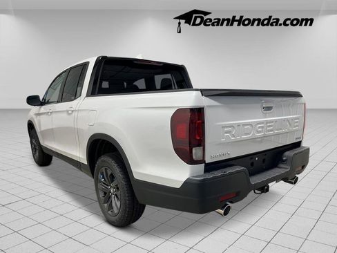 New 2026 Honda Ridgeline Sport image 3