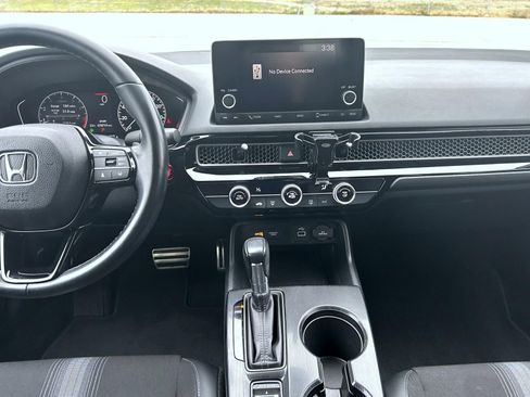 Used 2023 Honda Civic Sport image 12