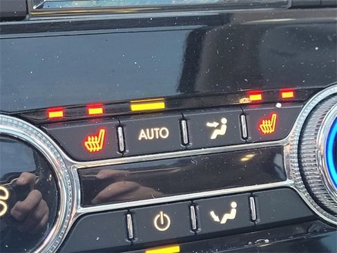 Used 2020 Lincoln Navigator Reserve w/ Luxury Package image 13