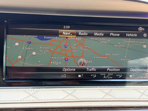 Used 2017 Mercedes-Benz S 550 4MATIC Sedan image 45